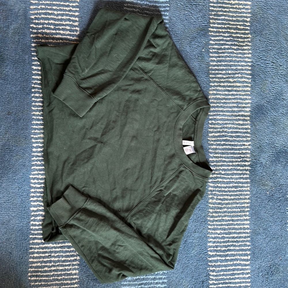 H&M Divided Cropped Pullover in Pine Green